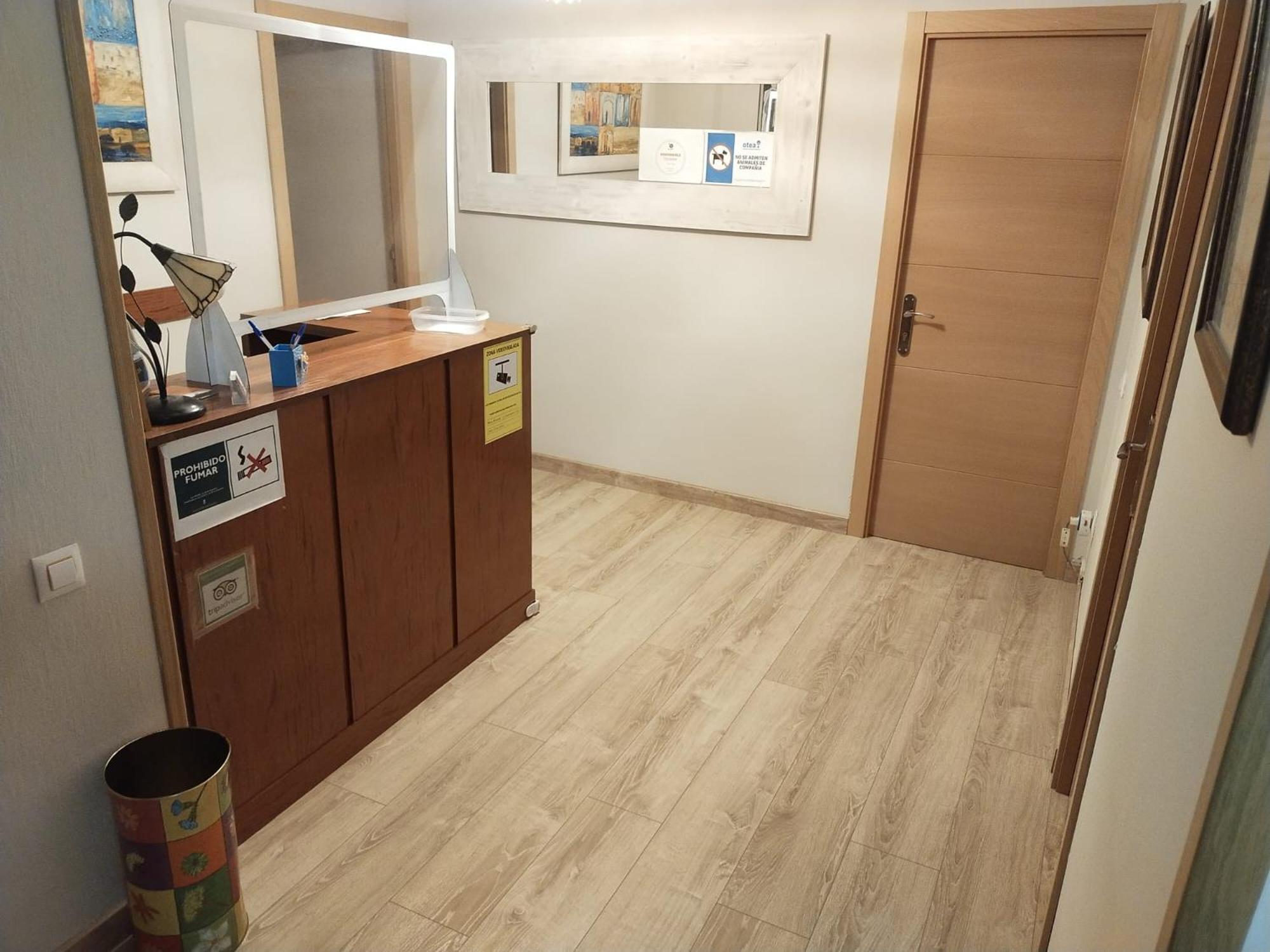 Hostal Alvarez Oviedo Eksteriør bilde